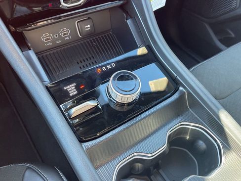 New 2026 Jeep Grand Cherokee Altitude image 15