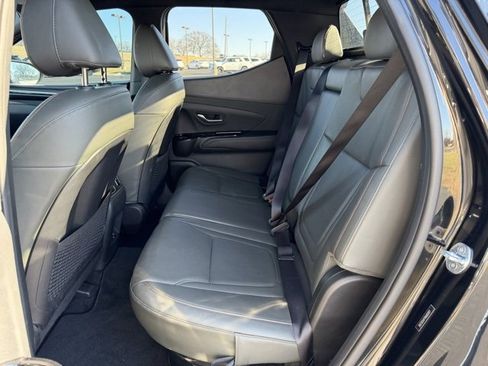 Used 2022 Hyundai Santa Cruz Limited image 15