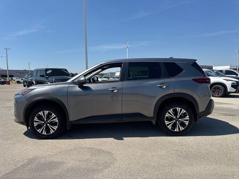 Used 2023 Nissan Rogue SV AWD/4WD image 3