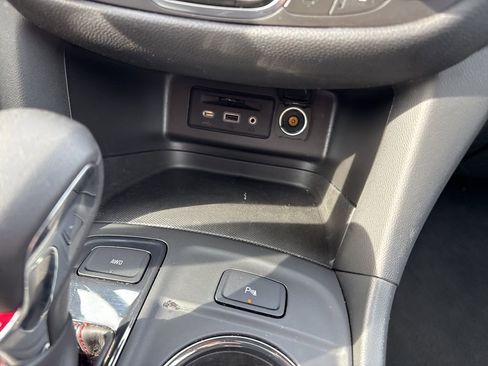 Certified 2023 Chevrolet Equinox RS w/ RS Leather Package image 45