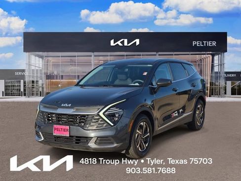 Certified 2025 Kia Sportage LX FWD image 3