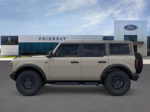 New 2026 Ford Bronco Badlands AWD/4WD image 3