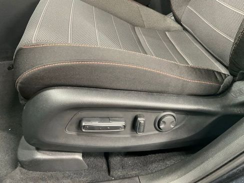 Certified 2025 Honda CR-V Sport image 31