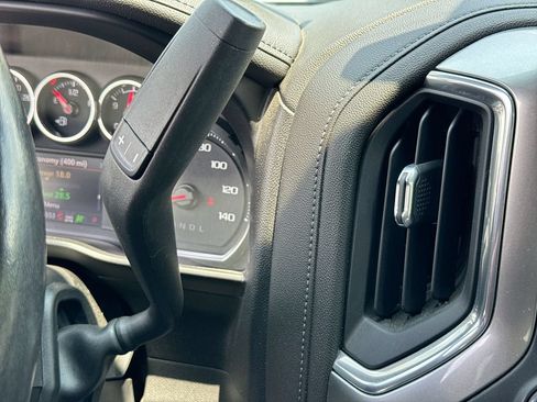 Used 2021 Chevrolet Silverado 1500 LTZ w/ LTZ Premium Package AWD/4WD image 23
