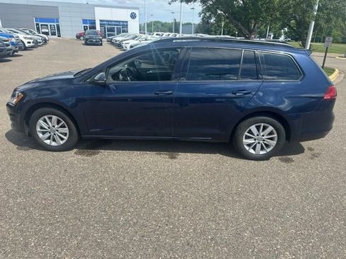 Used 2016 Volkswagen Golf S FWD image 6
