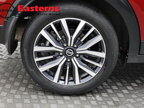 Used 2021 Nissan Kicks SV FWD image 28