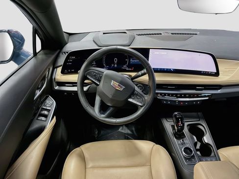 Used 2025 Cadillac XT4 Premium Luxury w/ Technology Package AWD/4WD image 24