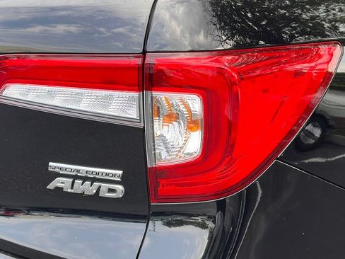 Used 2022 Honda Pilot Special Edition image 9