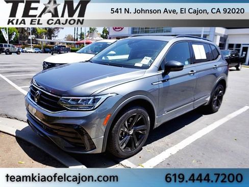 Used 2023 Volkswagen Tiguan SE R-Line FWD image 40