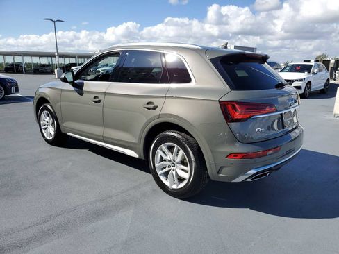 Certified 2023 Audi Q5 2.0T Premium w/ Convenience Package image 4