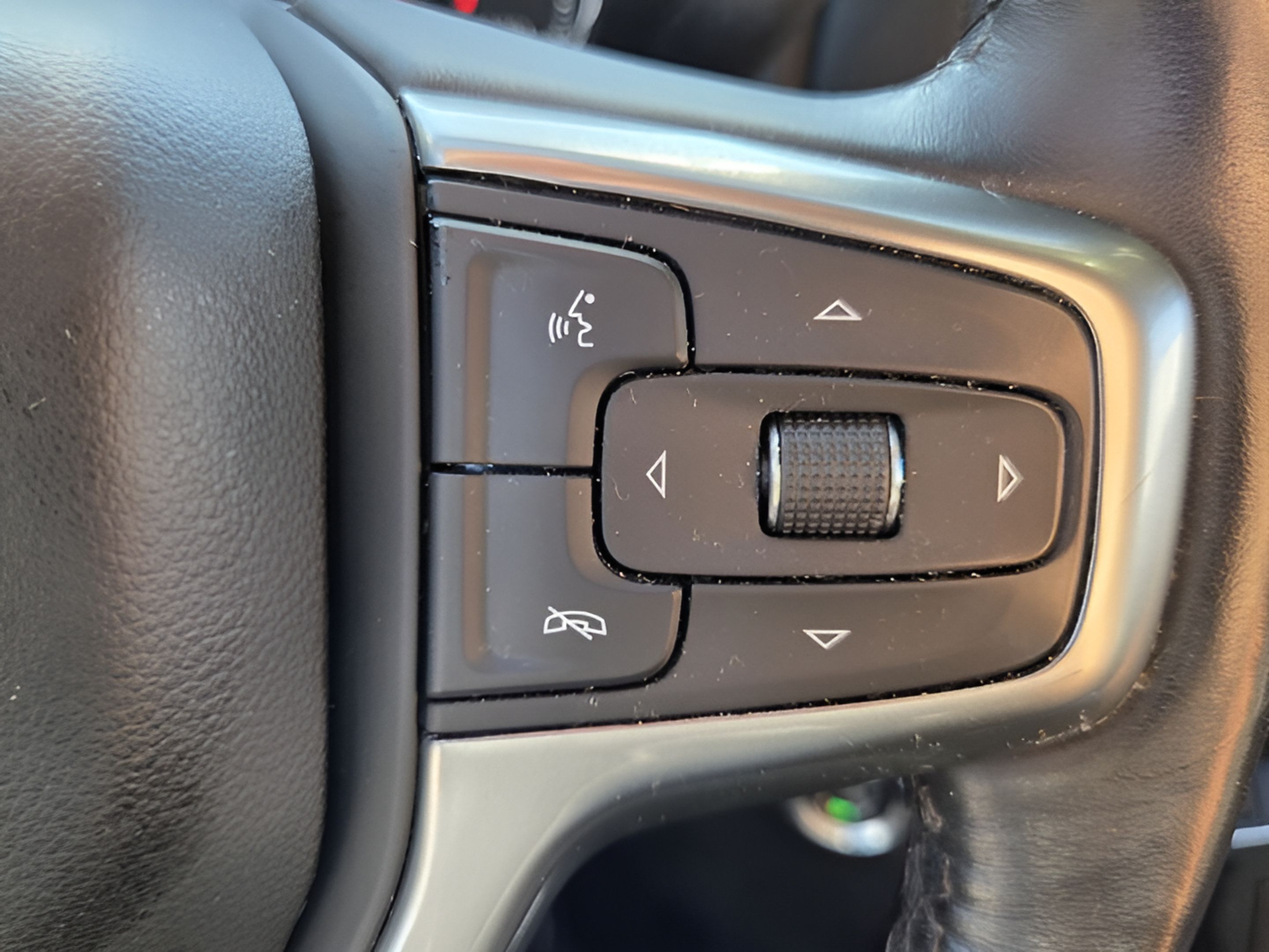 Used 2021 Chevrolet Silverado 1500 LT Trail Boss w/ Bed Protection Package AWD/4WD image 31