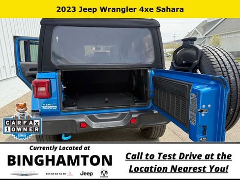 Used 2023 Jeep Wrangler Unlimited Sahara w/ Cold Weather Group AWD/4WD image 20