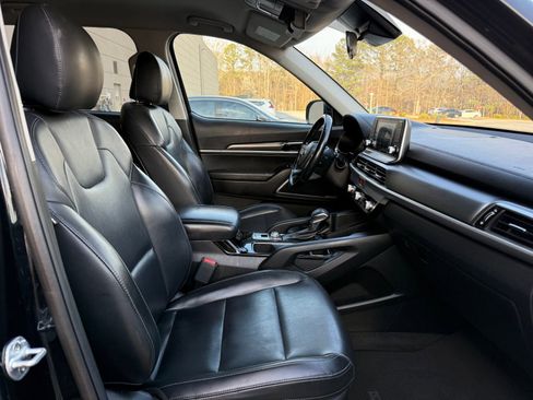 Used 2020 Kia Telluride LX image 34