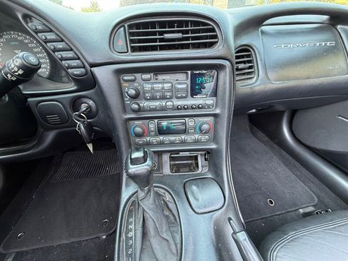 Used 1998 Chevrolet Corvette w/ Memory Pkg image 21