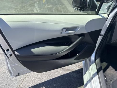Used 2024 Toyota Corolla LE FWD image 16