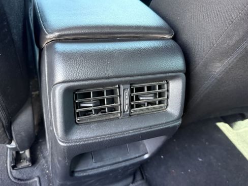 Used 2024 Honda CR-V LX image 12