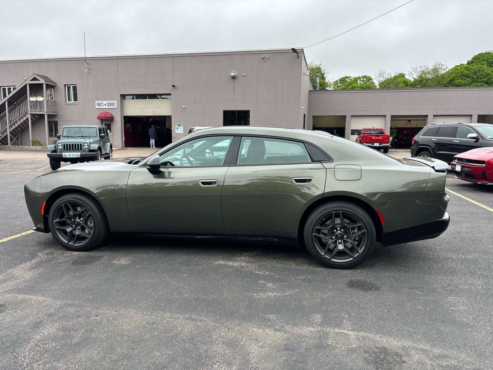 New 2026 Dodge Charger R/T AWD/4WD image 2