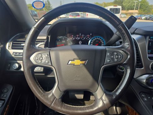 Used 2018 Chevrolet Tahoe Premier image 16