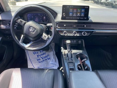 Used 2024 Honda Civic Touring image 9