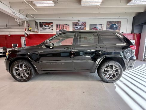 Used 2021 Jeep Grand Cherokee Limited w/ Quick Order Package 28K 80th AWD/4WD image 2
