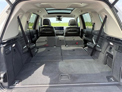 Used 2023 BMW X7 xDrive40i w/ Premium Package AWD/4WD image 19
