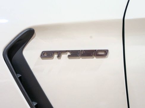 Used 2020 Ford Mustang Shelby GT350 w/ Technology Package RWD image 23