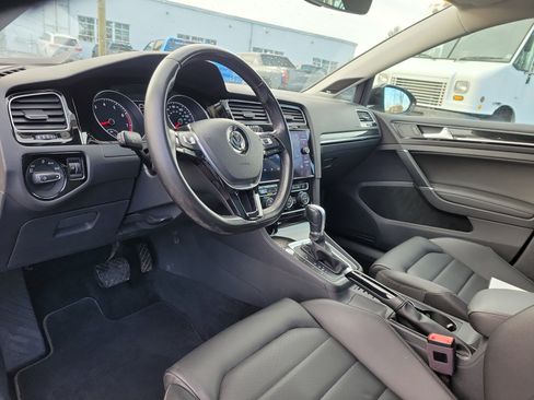 Used 2018 Volkswagen Golf SEL FWD image 19
