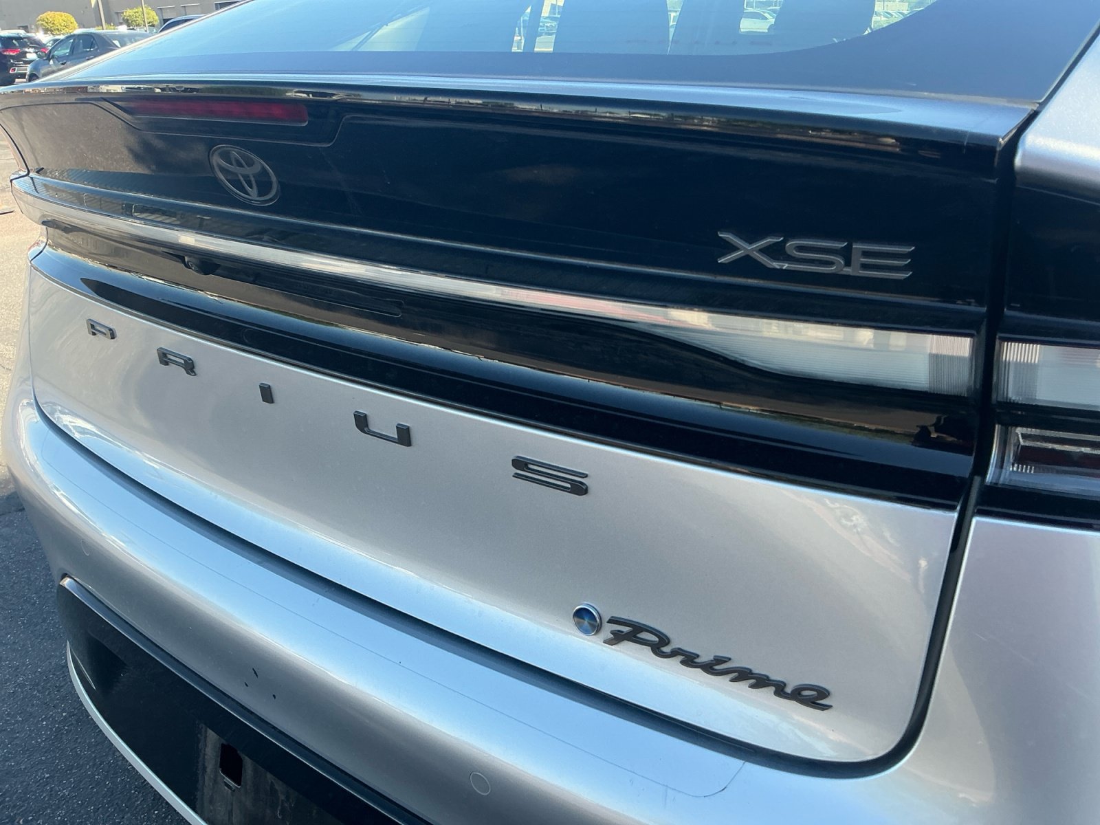 Used 2024 Toyota Prius Prime FWD image 23