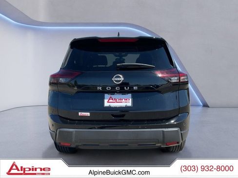 Used 2024 Nissan Rogue S FWD image 4