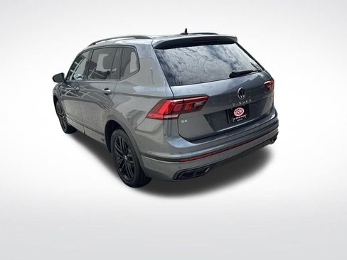 Used 2022 Volkswagen Tiguan SE R-Line AWD/4WD image 10