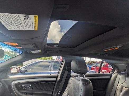 Used 2015 Ford Taurus SEL w/ Equipment Group 201A image 7