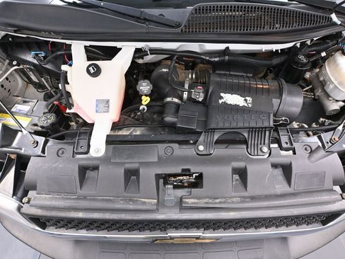 Used 2017 Chevrolet Express 3500 LT w/ LT Preferred Equipment Group image 44