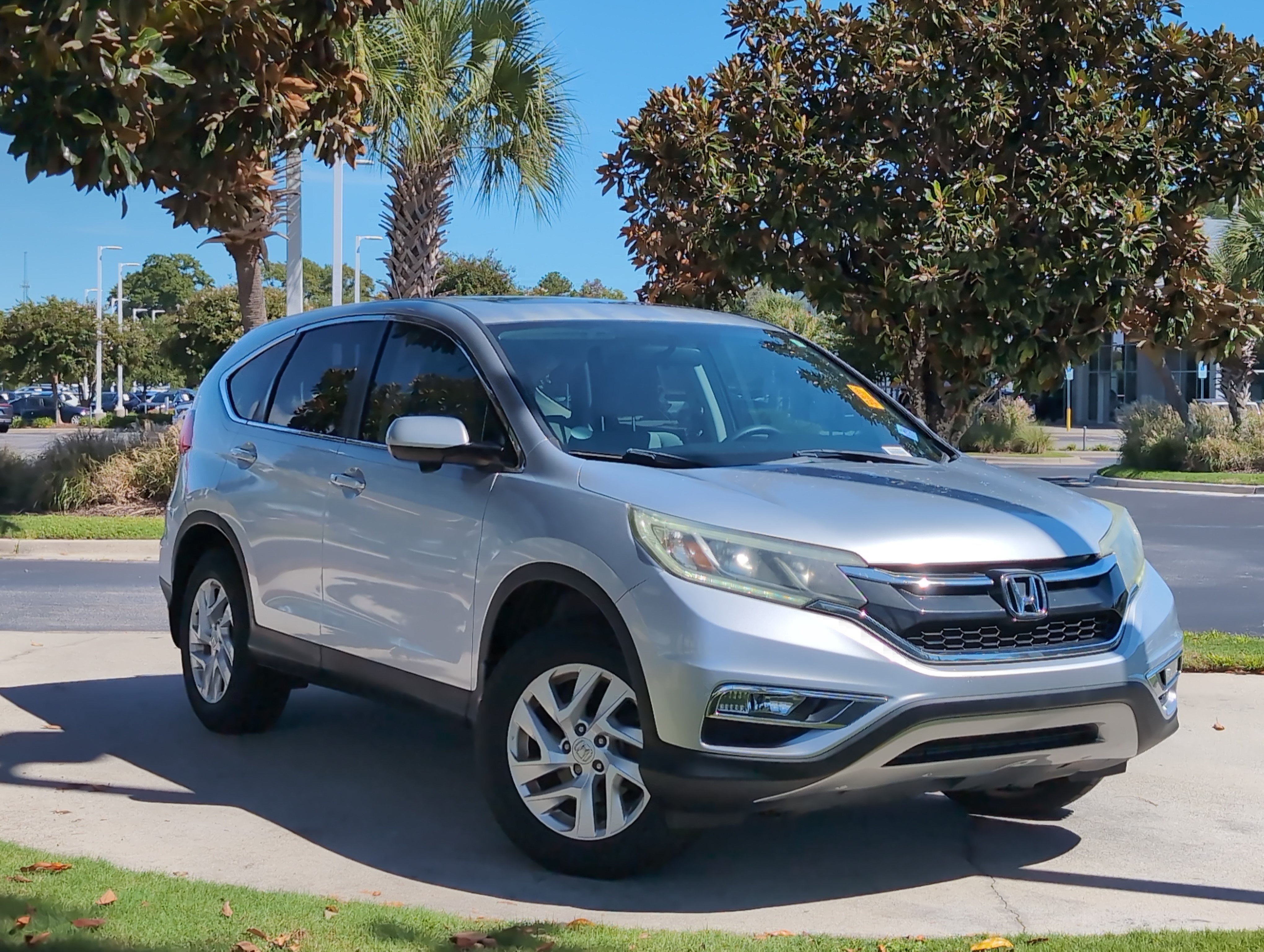 Used 2016 Honda CR-V EX image 2