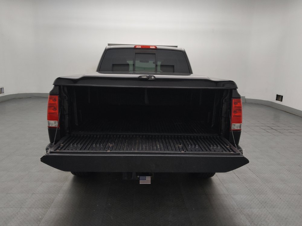 Used 2015 Nissan Titan SV w/ SV Value Truck Package AWD/4WD image 29