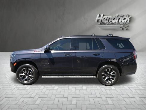 Used 2022 Chevrolet Tahoe Z71 w/ Luxury Package AWD/4WD image 6