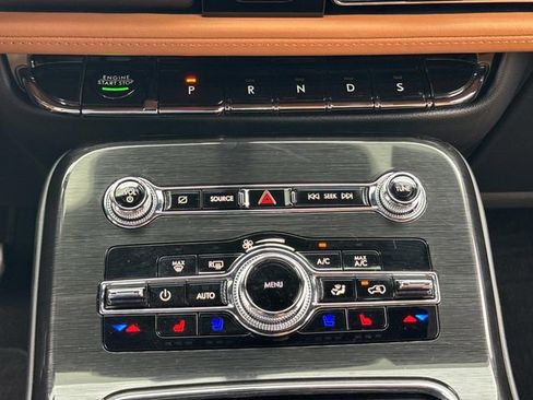 Certified 2023 Lincoln Nautilus Black Label w/ Class II Trailer Tow Package AWD/4WD image 24