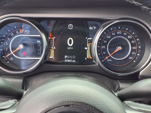 Used 2021 Jeep Wrangler Unlimited Sport image 16