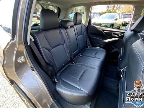 Used 2020 Subaru Forester Limited image 20