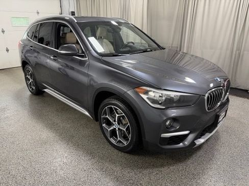 Used 2018 BMW X1 xDrive28i w/ Convenience Package AWD/4WD image 3