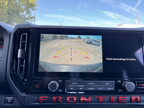 Used 2026 Nissan Frontier PRO-4X AWD/4WD image 22