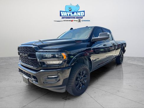Used 2021 RAM 3500 Limited AWD/4WD image 11