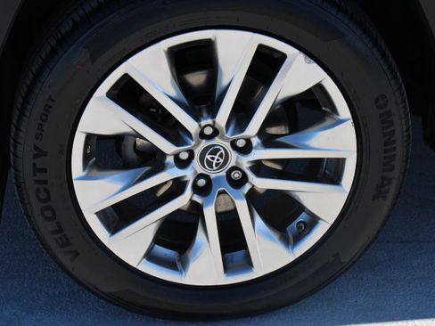 Certified 2019 Toyota RAV4 XLE Premium w/ Carpet Mat Package image 9