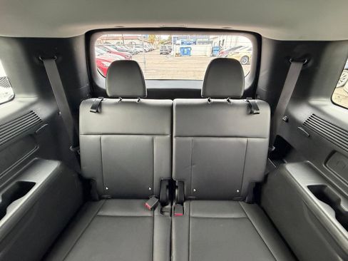 Used 2025 Hyundai Santa Fe SEL AWD/4WD image 29