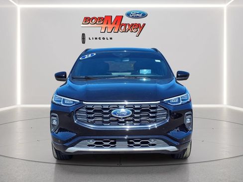 Used 2024 Ford Escape ST-Line Elite w/ Premium Technology Package AWD/4WD image 2