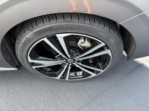 Used 2023 Nissan Sentra SR w/ Trunk Package FWD image 8