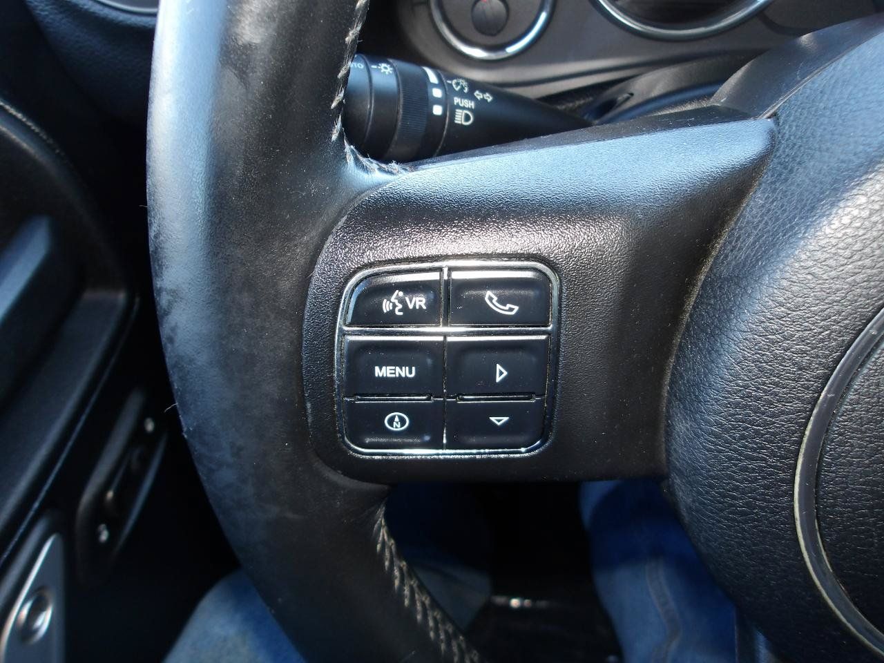 Used 2011 Jeep Wrangler Unlimited Rubicon w/ Dual Top Group AWD/4WD image 15
