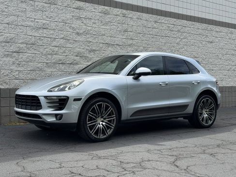 Used 2015 Porsche Macan S AWD/4WD image 7