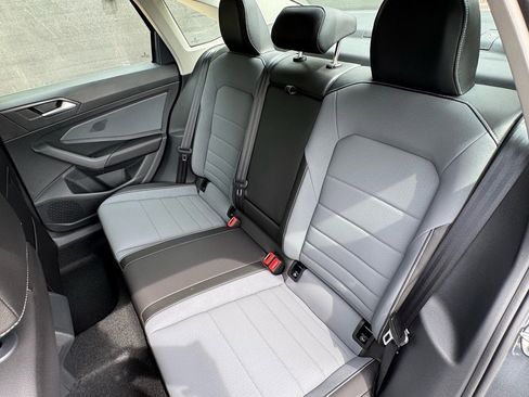 New 2025 Volkswagen Jetta SE image 18
