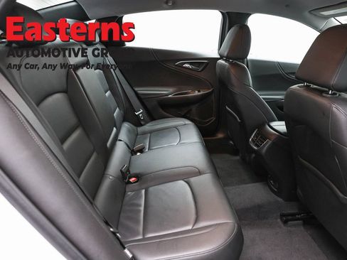 Used 2024 Chevrolet Malibu LT FWD image 25