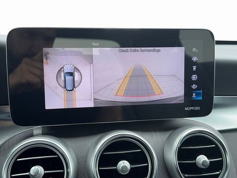 Used 2022 Mercedes-Benz GLC 300 GLC 300 w/ Premium Package Lite image 25